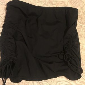 Lands End swim skirt with ties